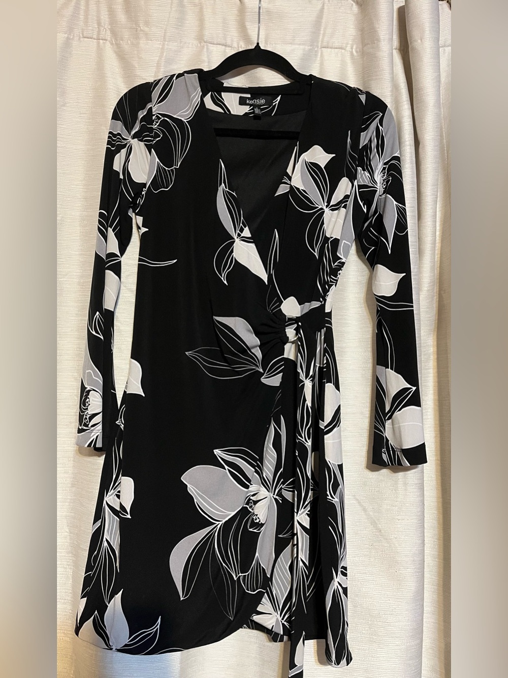 NWOT Kensie Printed Faux-Wrap Sheath Dress Size 2